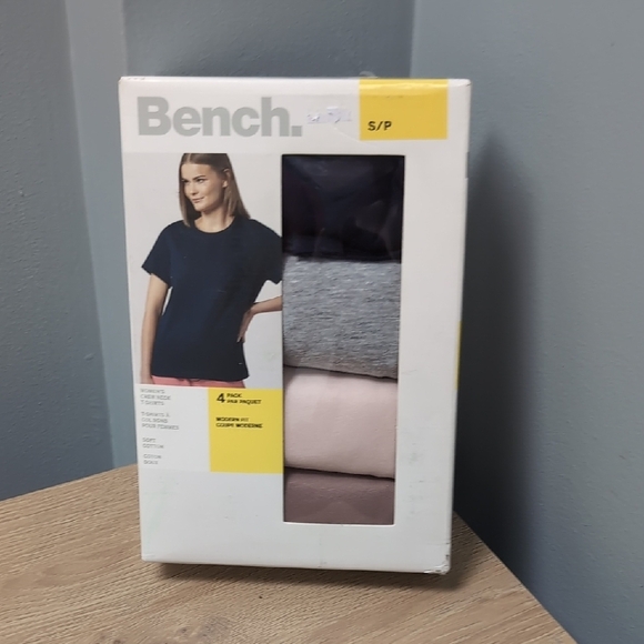 Bench Women's T-Shirt Set - Black, Gray, Rose, Pink Size Small. - Picture 1 of 6